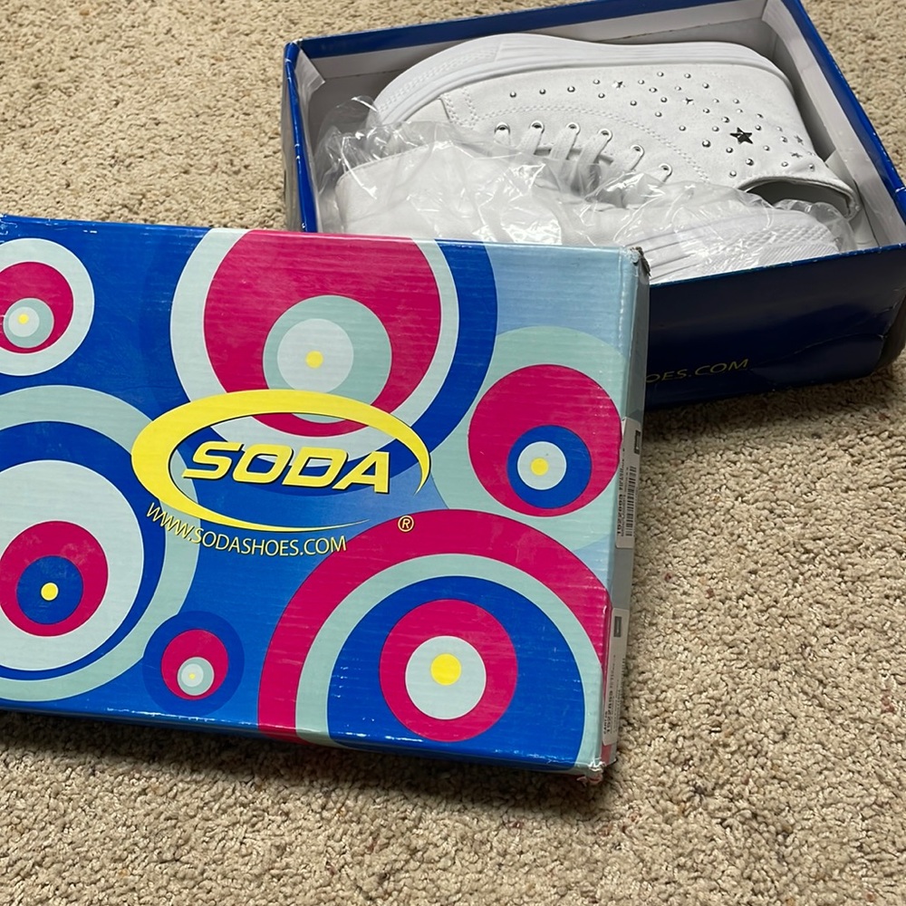 Soda sneakers
